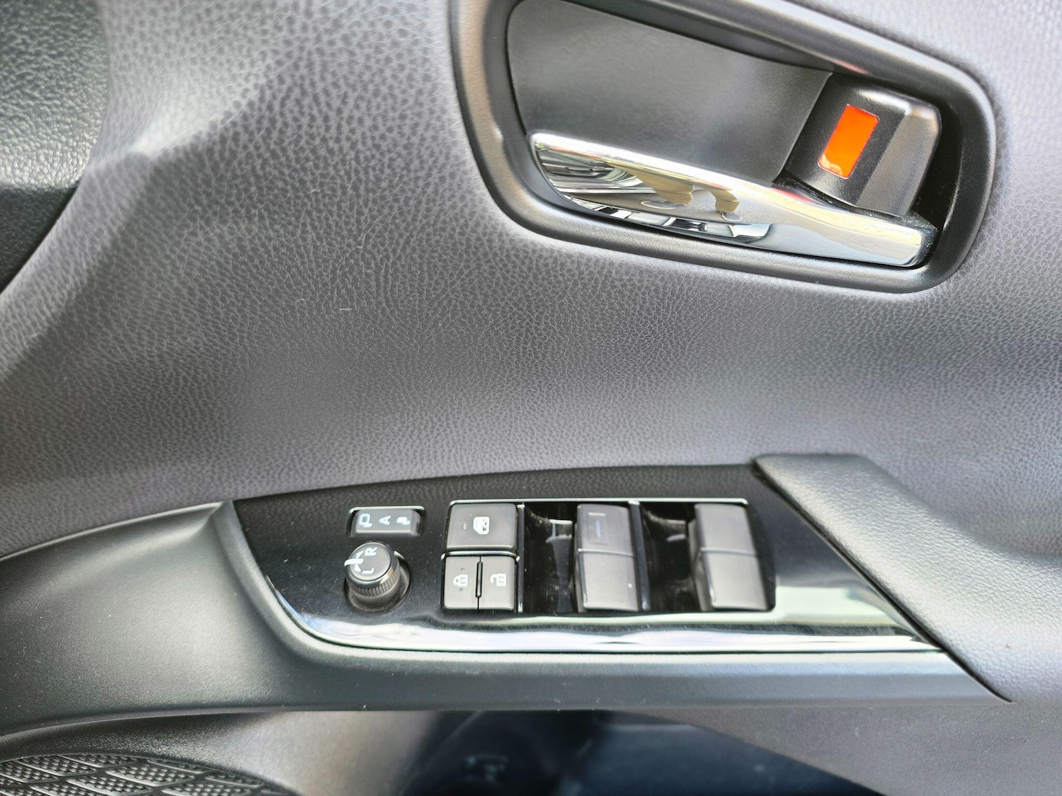 Used Toyota Prius for sale - 76865498: Photo 42