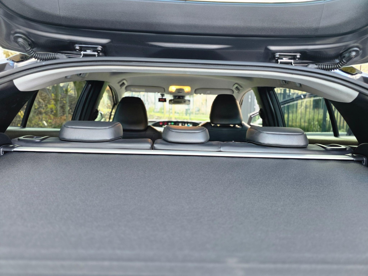 Used Toyota Prius for sale - 76865498: Photo 50