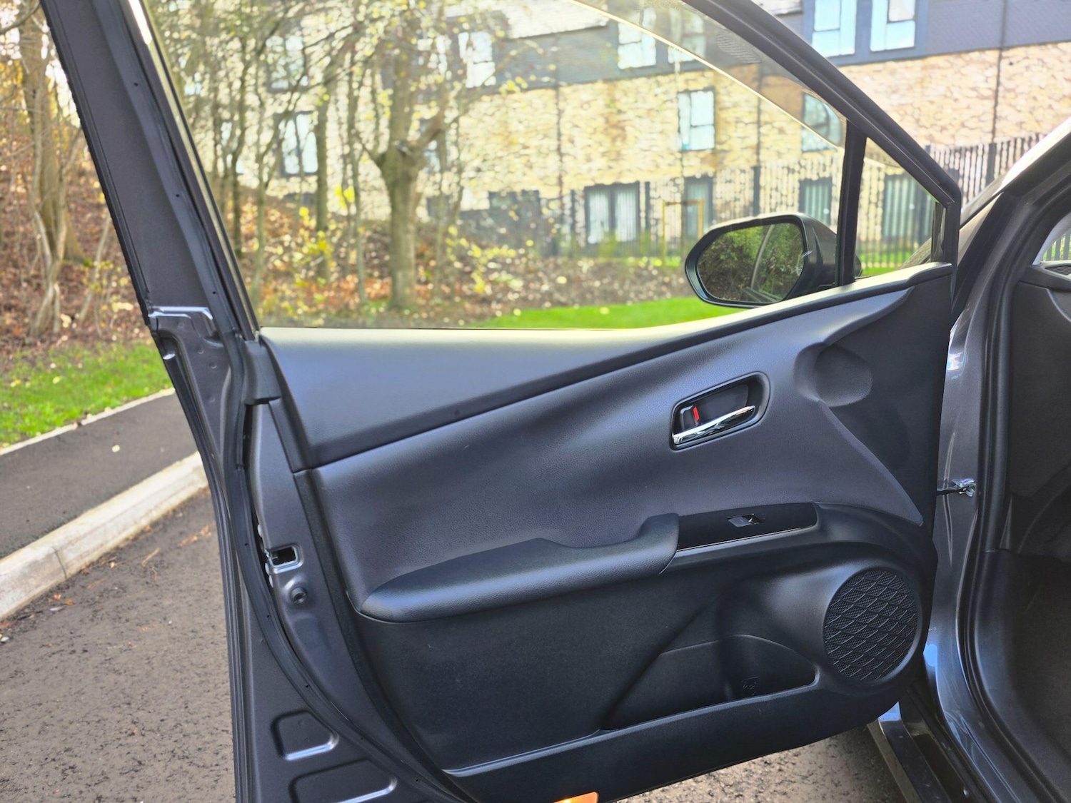 Used Toyota Prius for sale - 76865498: Photo 52