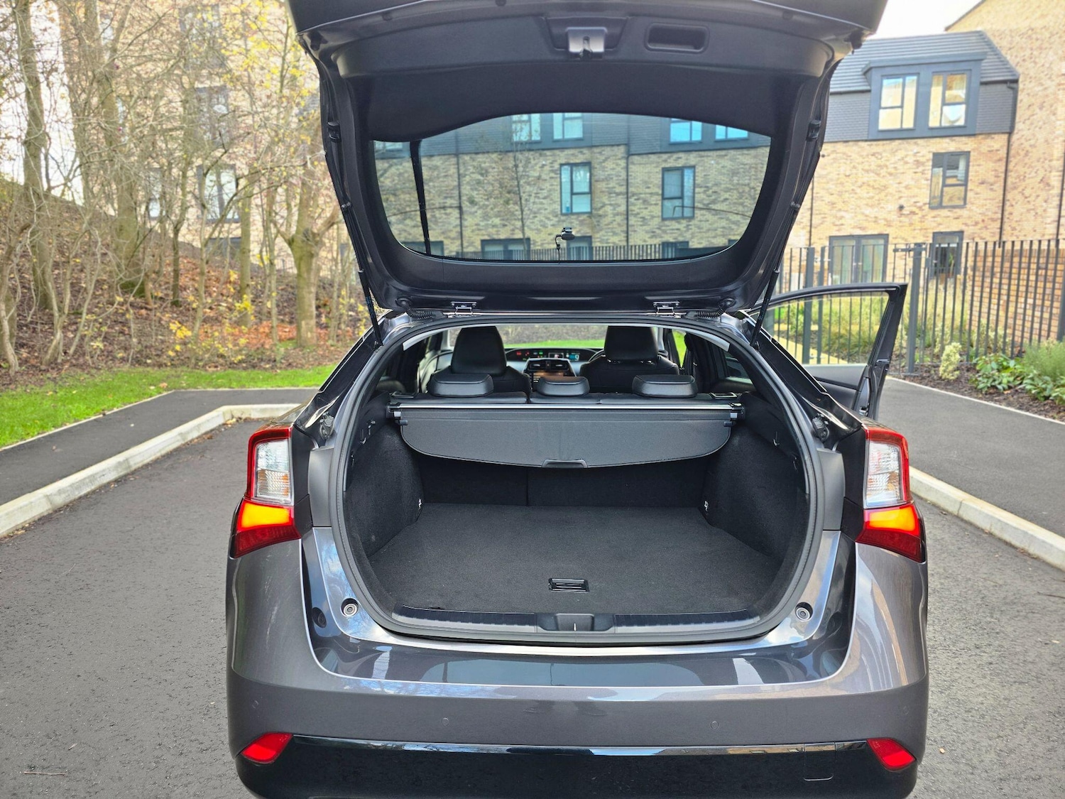 Used Toyota Prius for sale - 76865498: Photo 68