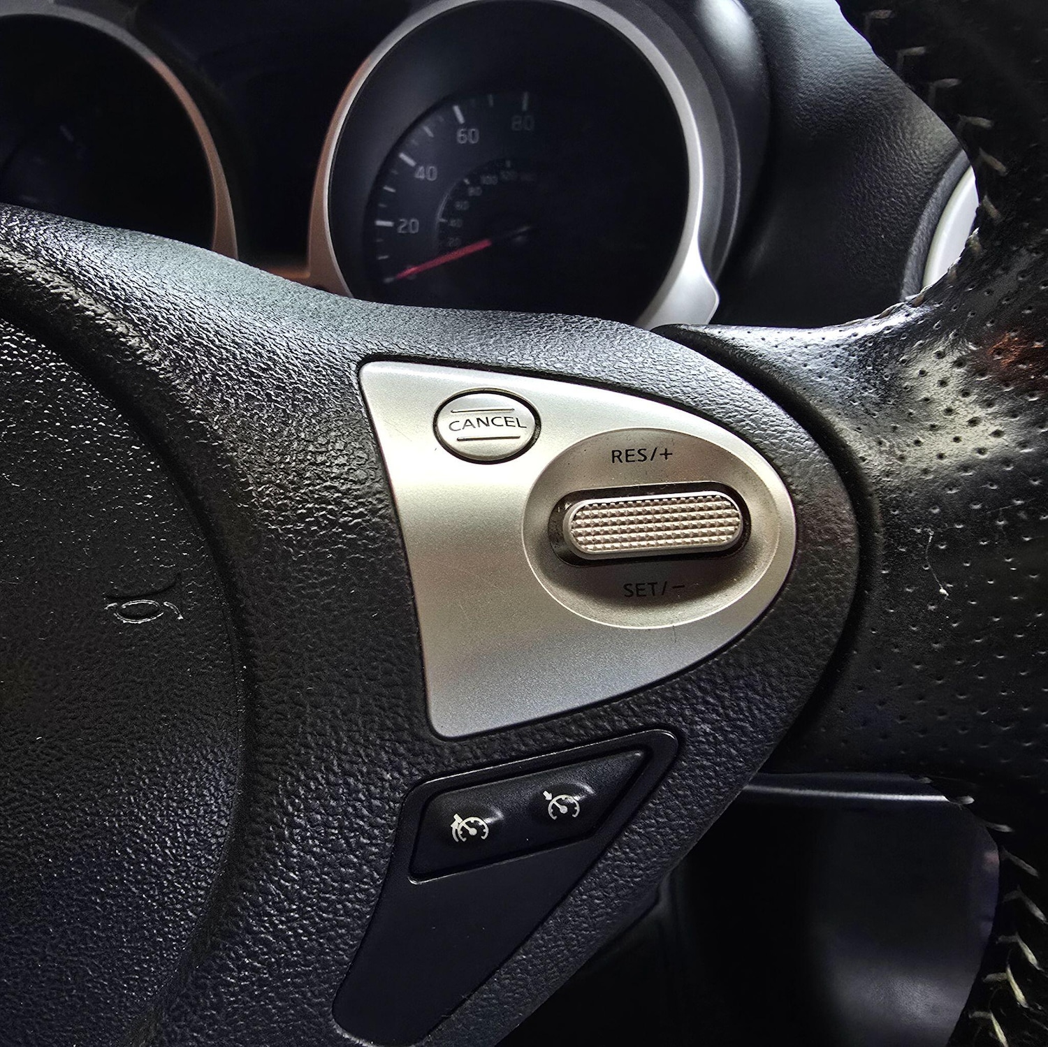 Used Nissan Juke 2014 for sale - 76691157: Photo 19