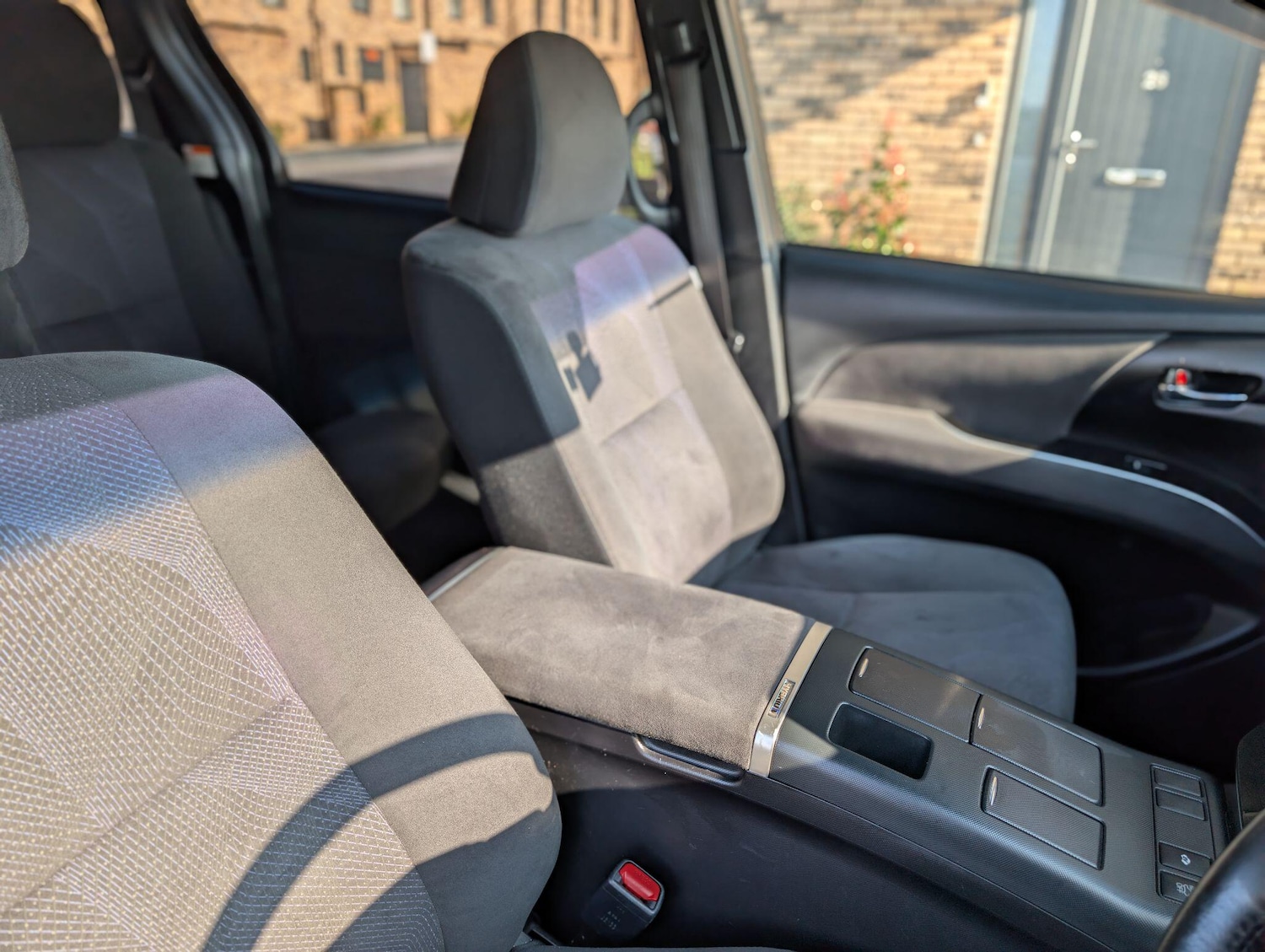 Used Toyota Estima for sale - 77783921: Photo 13