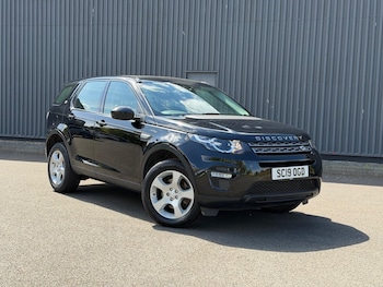 Used Land Rover Discovery Sport 2019 for sale - 78822421: Photo