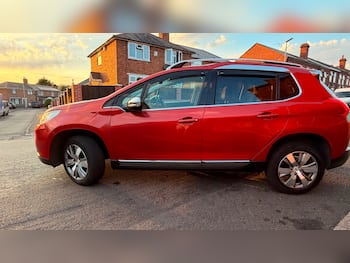 Used Peugeot 2008 2015 for sale - 79881366: Photo