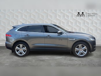 Used Jaguar F-Pace 2016 for sale - 78826400: Photo