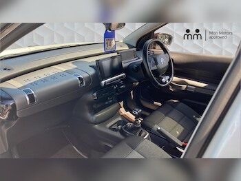 Used Citroen C4 Cactus 2018 for sale - 78817534: Photo
