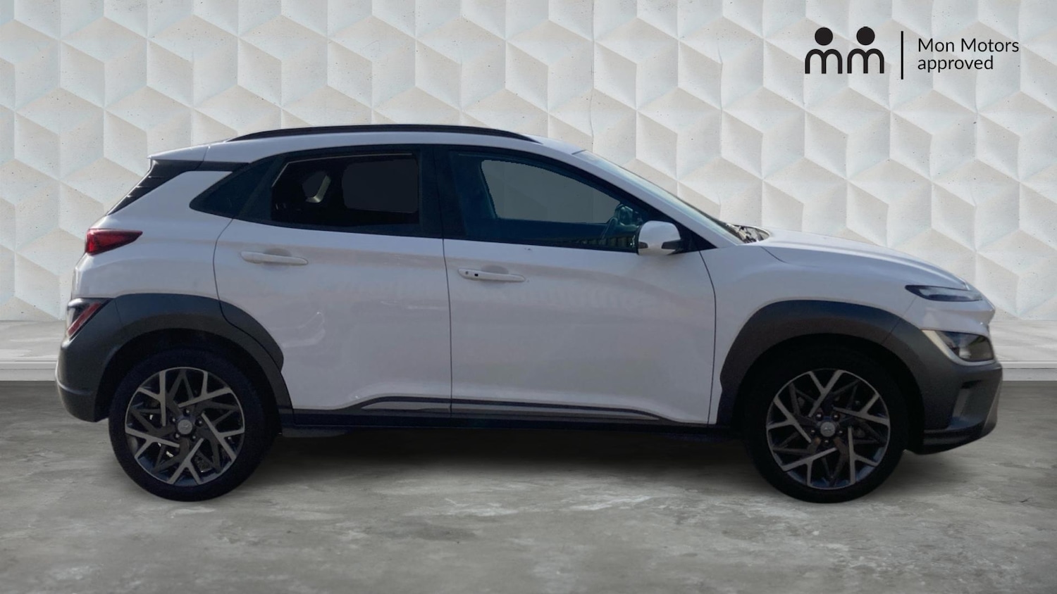 Used Hyundai KONA 2021 for sale - 77678514: Photo 4