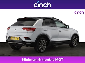 Used Volkswagen T-Roc 2019 for sale - 75445481: Photo