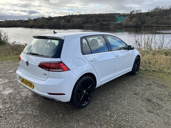 Used Volkswagen Golf 2017 for sale - 76350132: Photo 4