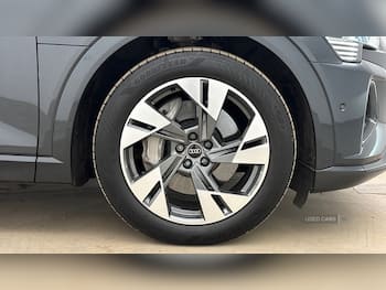 Used Audi Q8 2023 for sale - 79742443: Photo
