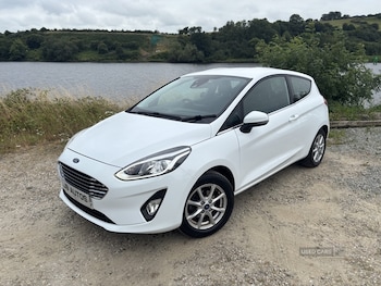 Used Ford Fiesta 2017 for sale - 79280619: Photo