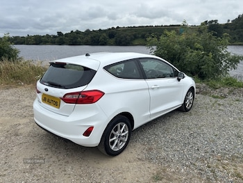 Used Ford Fiesta 2017 for sale - 79280619: Photo