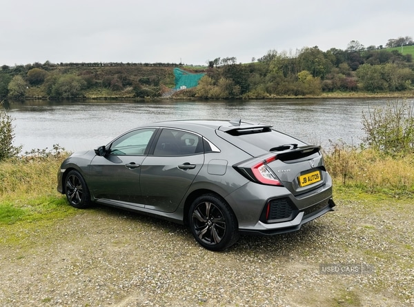Used Honda Civic 2018 for sale - 76271320: Photo 6