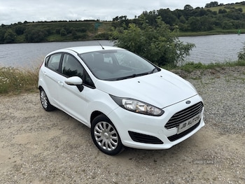 Used Ford Fiesta 2015 for sale - 79280612: Photo