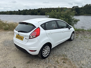 Used Ford Fiesta 2015 for sale - 79280612: Photo