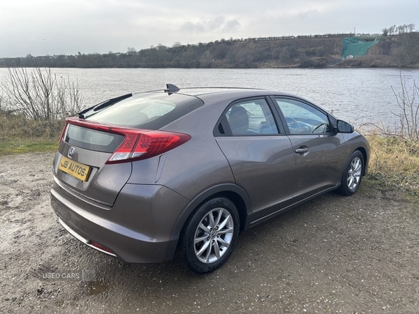 Used Honda Civic 2014 for sale - 77613235: Photo 4