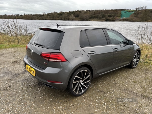 Used Volkswagen Golf 2017 for sale - 76729628: Photo 3