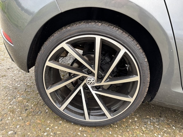 Used Volkswagen Golf 2017 for sale - 76729628: Photo 5