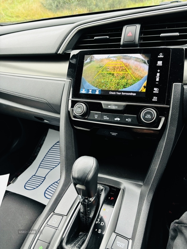 Used Honda Civic 2019 for sale - 76271258: Photo 3