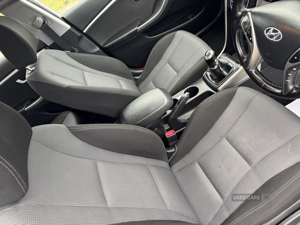 Used Hyundai i30 2015 for sale - 77634173: Photo 6