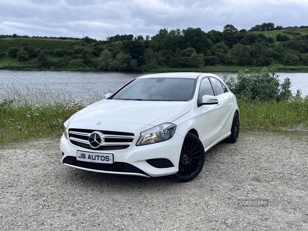 Used Mercedes-Benz A-Class 2015 for sale - 76608627: Photo 2