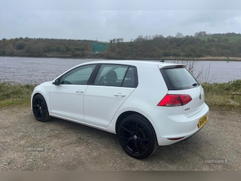 Used Volkswagen Golf 2017 for sale - 79465620: Photo