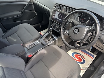 Used Volkswagen Golf 2017 for sale - 79465620: Photo