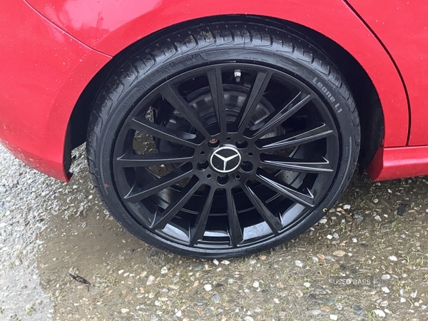 Used Mercedes-Benz A-Class 2014 for sale - 76371857: Photo 5