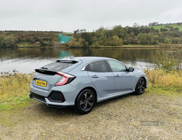 Used Honda Civic 2018 for sale - 76271261: Photo 3