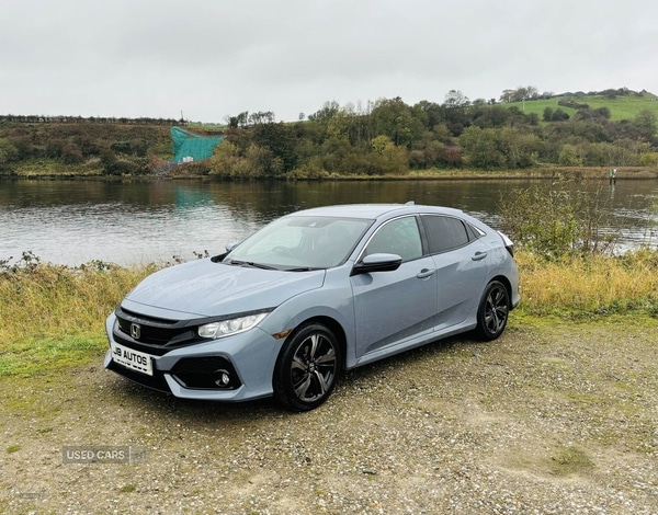 Used Honda Civic 2018 for sale - 76271261: Photo 4