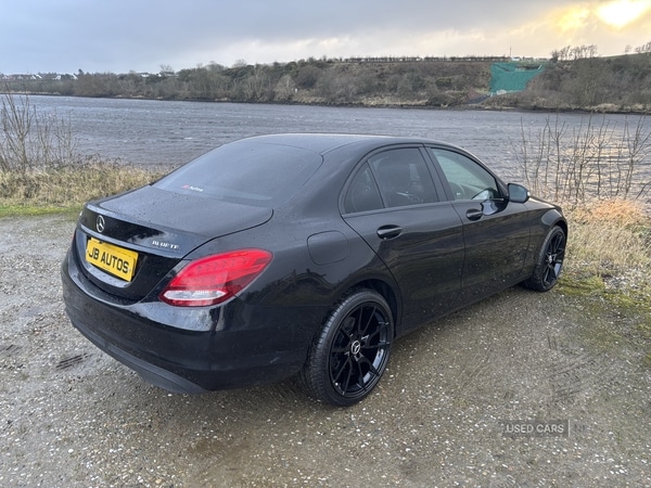 Used Mercedes-Benz C Class 2015 for sale - 77268610: Photo 4