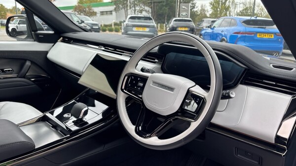 Used Land Rover Range Rover Sport 2024 for sale - 76008286: Photo 28