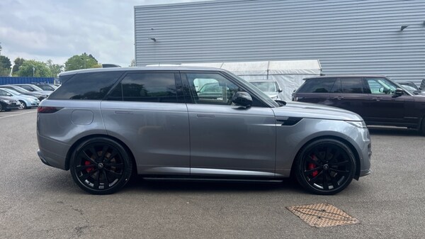 Used Land Rover Range Rover Sport 2024 for sale - 75534377: Photo 6
