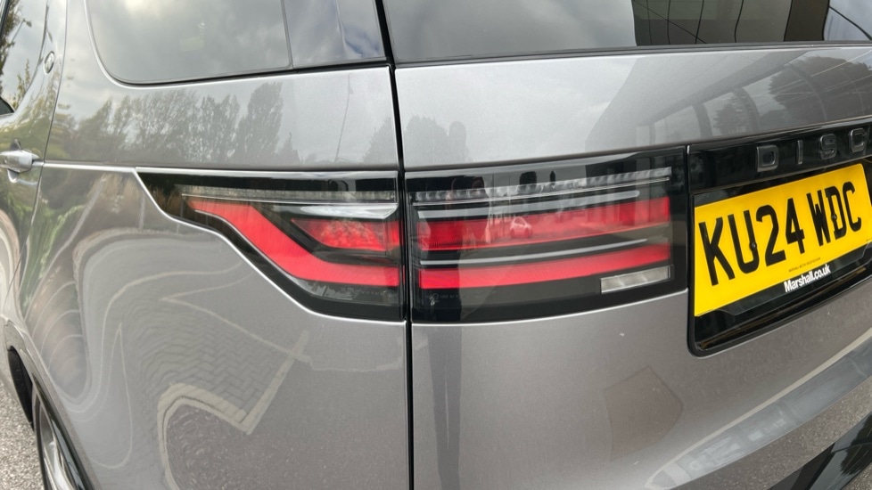 Used Land Rover Discovery 2024 for sale - 76870301: Photo 19