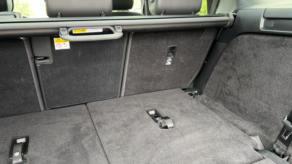 Used Land Rover Discovery 2024 for sale - 76870301: Photo 37