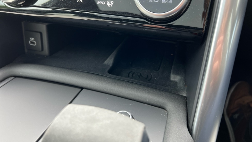 Used Land Rover Discovery 2024 for sale - 76870301: Photo 62