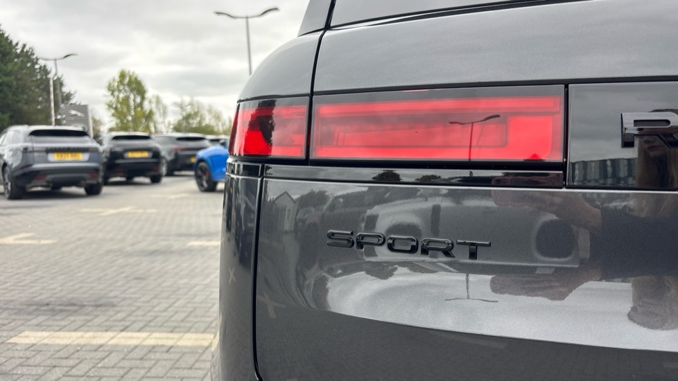 Used Land Rover Range Rover Sport 2024 for sale - 76519431: Photo 19