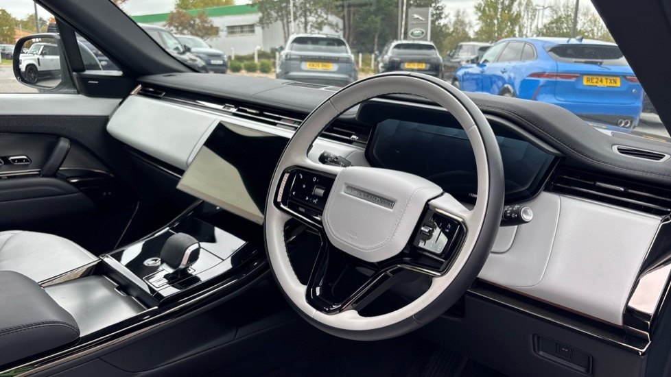 Used Land Rover Range Rover Sport 2024 for sale - 76519431: Photo 28