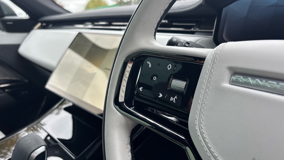 Used Land Rover Range Rover Sport 2024 for sale - 76519431: Photo 48