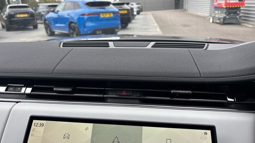 Used Land Rover Range Rover Sport 2024 for sale - 76519431: Photo 61