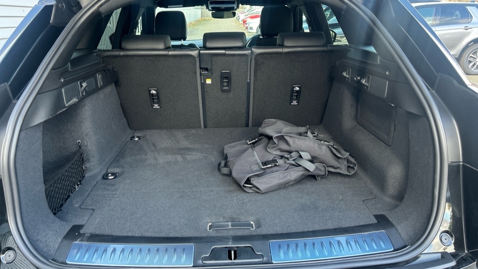 Used Land Rover Range Rover Velar 2024 for sale - 76652469: Photo 10