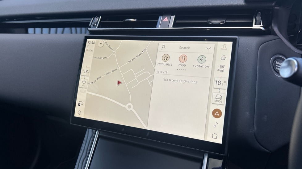 Used Land Rover Range Rover Velar 2024 for sale - 76652469: Photo 11