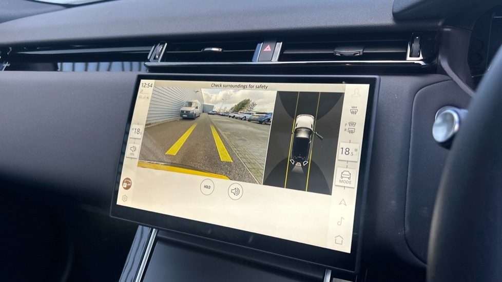 Used Land Rover Range Rover Velar 2024 for sale - 76652469: Photo 12