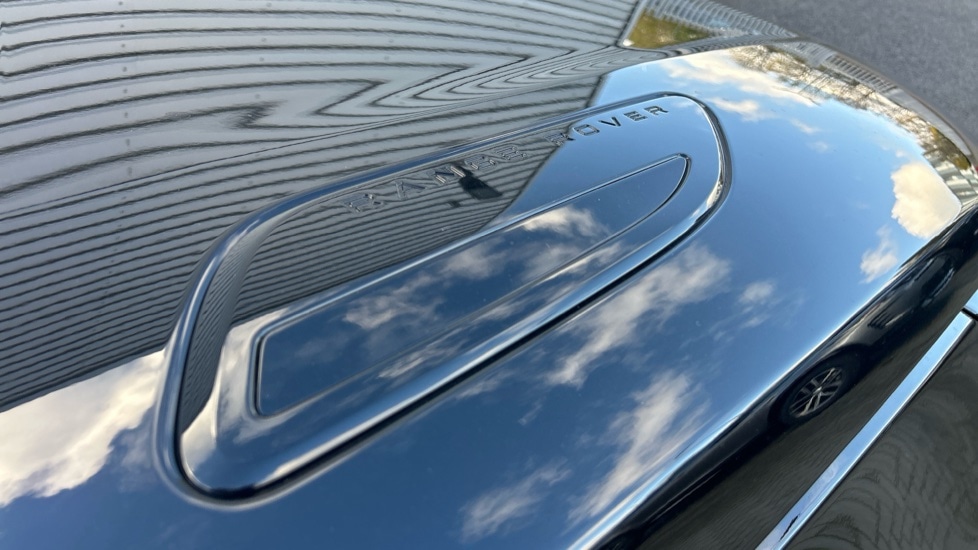 Used Land Rover Range Rover Velar 2024 for sale - 76652469: Photo 20