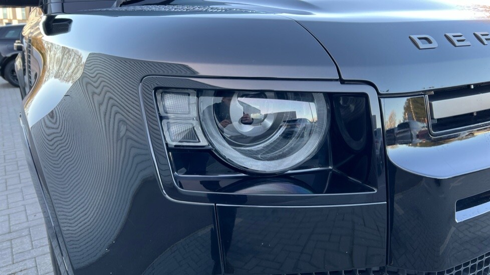 Used Land Rover Defender 2024 for sale - 75443066: Photo 17