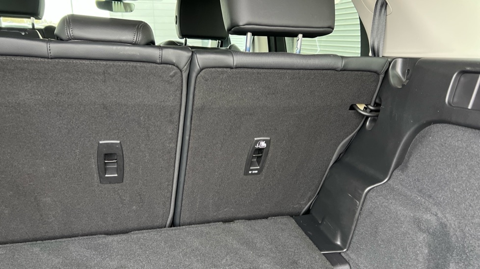 Used Land Rover Discovery Sport 2025 for sale - 76870024: Photo 24