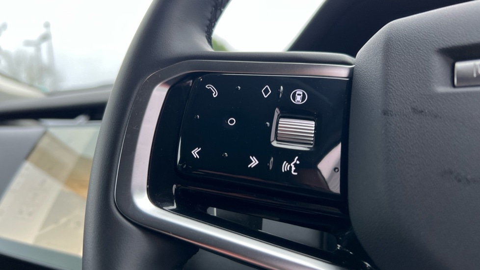 Used Land Rover Discovery Sport 2025 for sale - 76870024: Photo 37