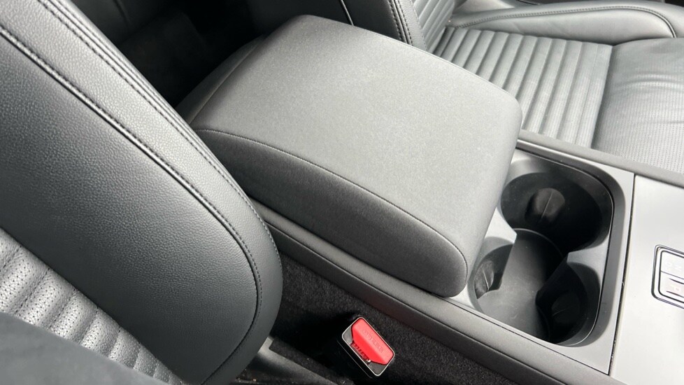 Used Land Rover Discovery Sport 2025 for sale - 76870024: Photo 40