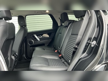 Used Land Rover Discovery Sport 2025 for sale - 76870024: Photo