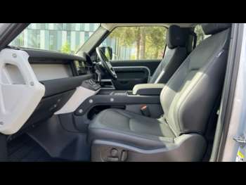 Used Land Rover Defender 2023 for sale - 74141448: Photo